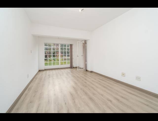 1 BEDROOM RETIREMENT UNIT FOR SALE IN BRYANSTON